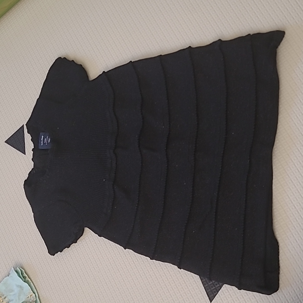 BabyGap Black dress with sparkling ✨️